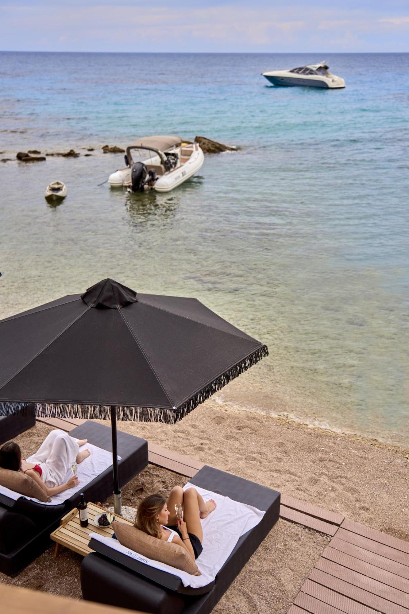 Sea Zante Luxury Beachfront Retreat ตรากากิ ภายนอก รูปภาพ