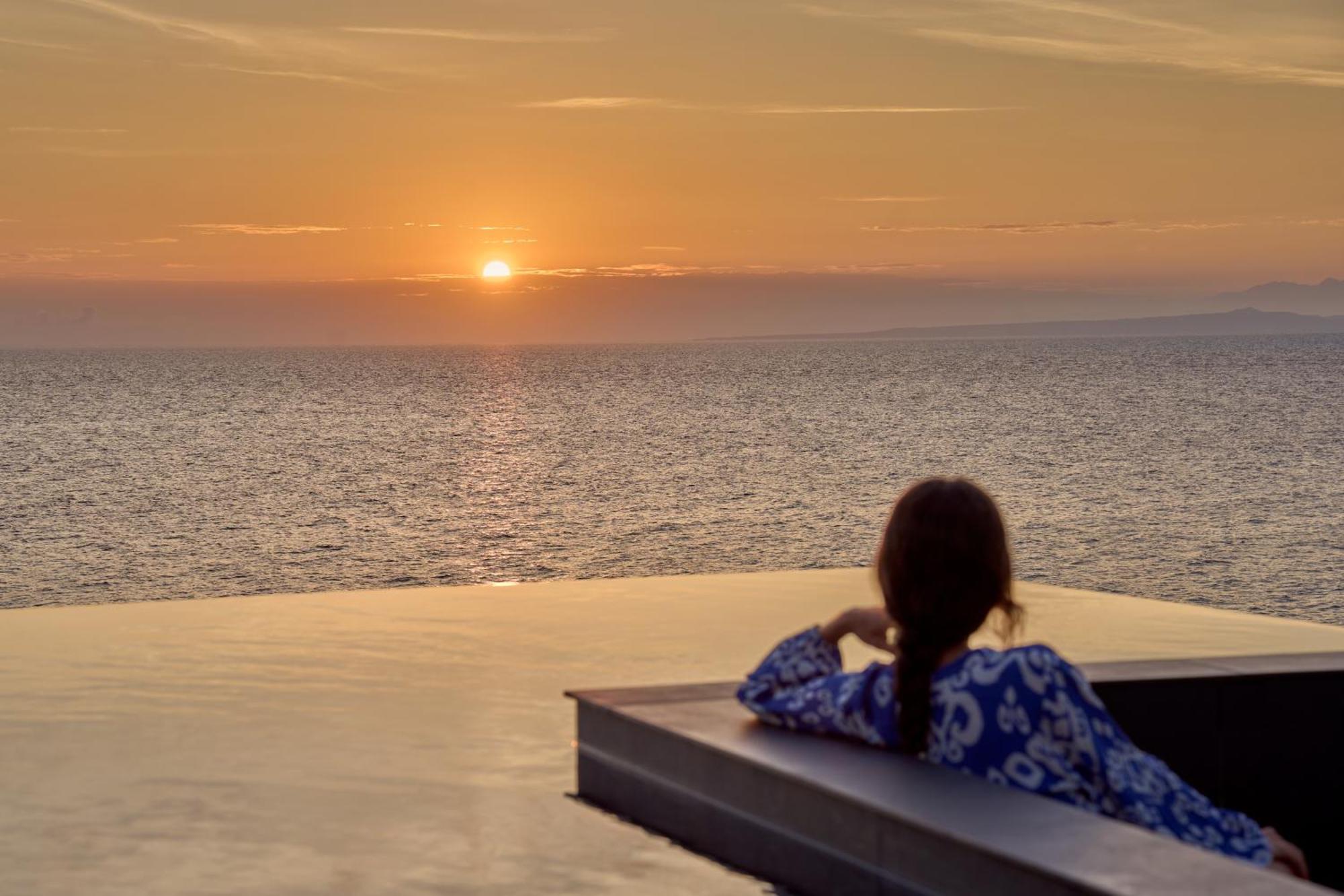 Sea Zante Luxury Beachfront Retreat ตรากากิ ภายนอก รูปภาพ